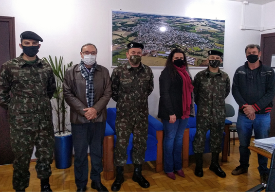 Cabo Maurício, Secretário Campana, Subtenente Vivaldino, Iara, Tenente Jorge e Vice-prefeito Moacir
