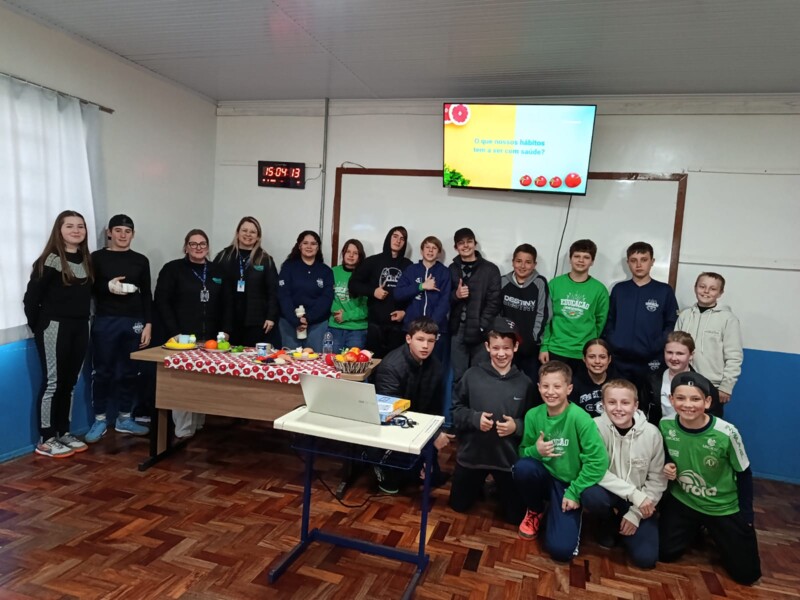 escola-aloysio-hofer-recebeu-uma-acao-de-promocao-e-prevencao-em-saude-desenvolvida-por-meio-do-programa-saude-na-escola-pse