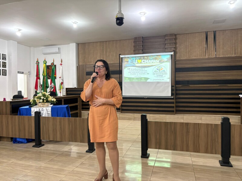 Secretária de Educação, Eni do Nascimento, agradeceu a todos os envolvidos nos estudos para elaboração do PME 2027-2037.